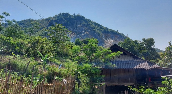 Nghệ An: Đình chỉ hoạt động mỏ đá Công ty Hồng Trường nổ mìn làm hỏng nhà dân