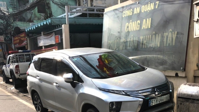 TP.HCM: Thanh niên lái ô tô chở thi thể cô gái đến công an phường đầu thú