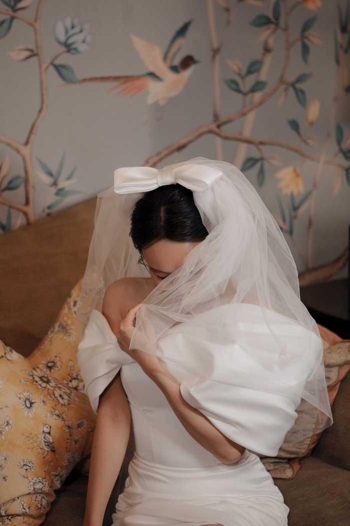Hình ảnh hiếm của cô dâu Diệu Nhi trong buổi thử váy cưới: Vóc dáng siêu đỉnh, thần thái cực quyến rũ
