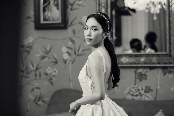 Hình ảnh hiếm của cô dâu Diệu Nhi trong buổi thử váy cưới: Vóc dáng siêu đỉnh, thần thái cực quyến rũ