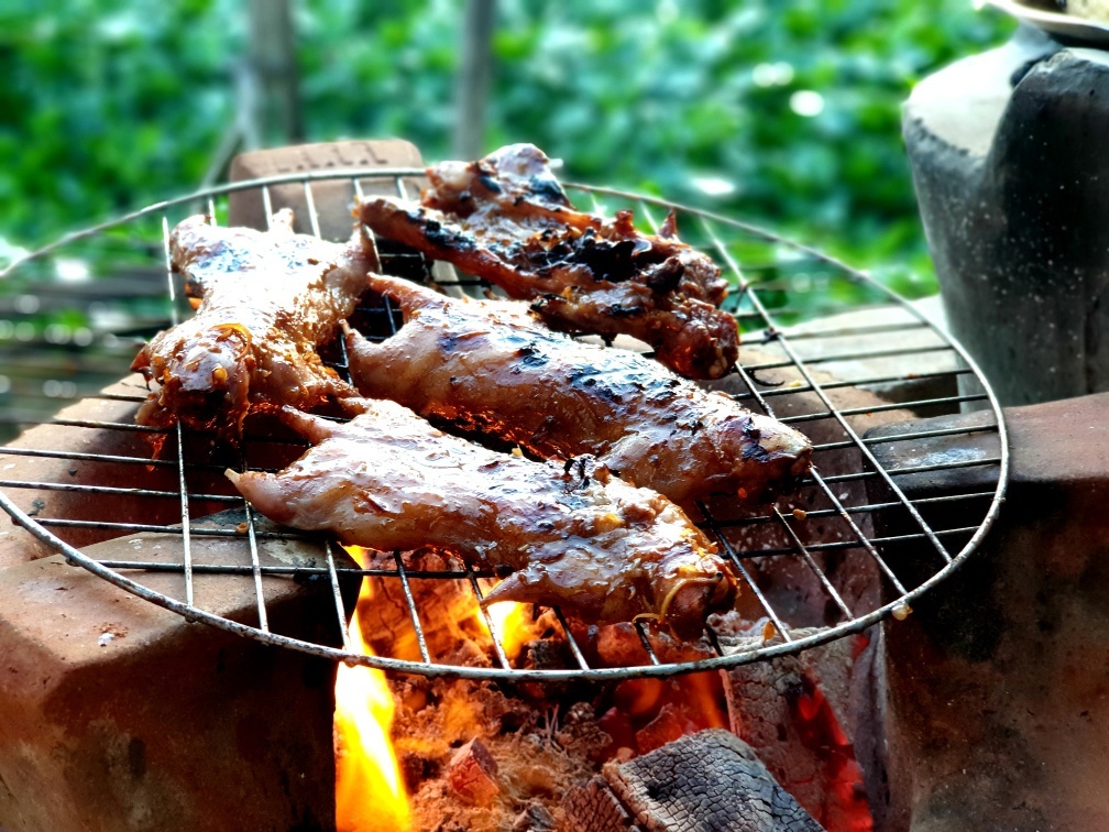 Những sản vật dân dã gợi nhớ mùa nước nổi miền Tây Những sản vật dân dã gợi nhớ mùa nước nổi miền Tây