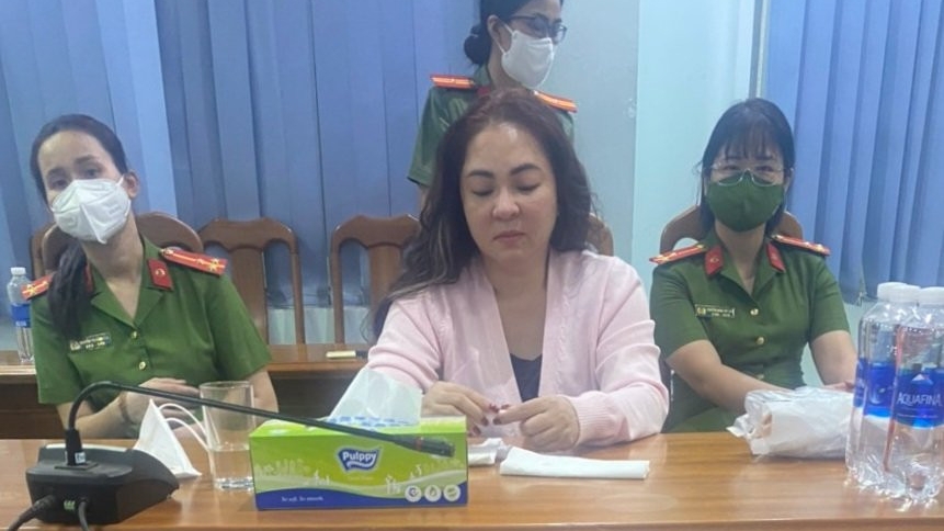 Bà Nguyễn Phương Hằng được gia đình mời luật sư nổi tiếng bào chữa