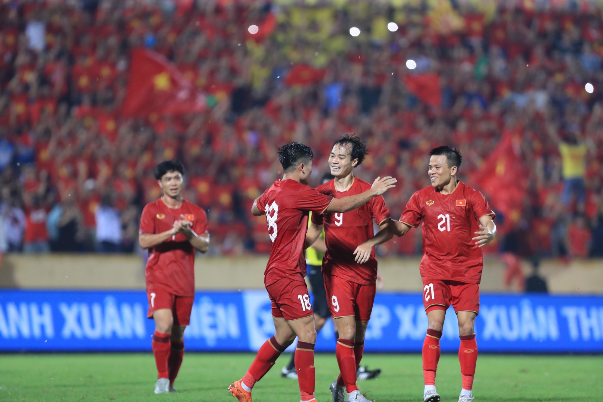 Văn Toàn thực hiện tham vọng vô địch V-League với Nam Định