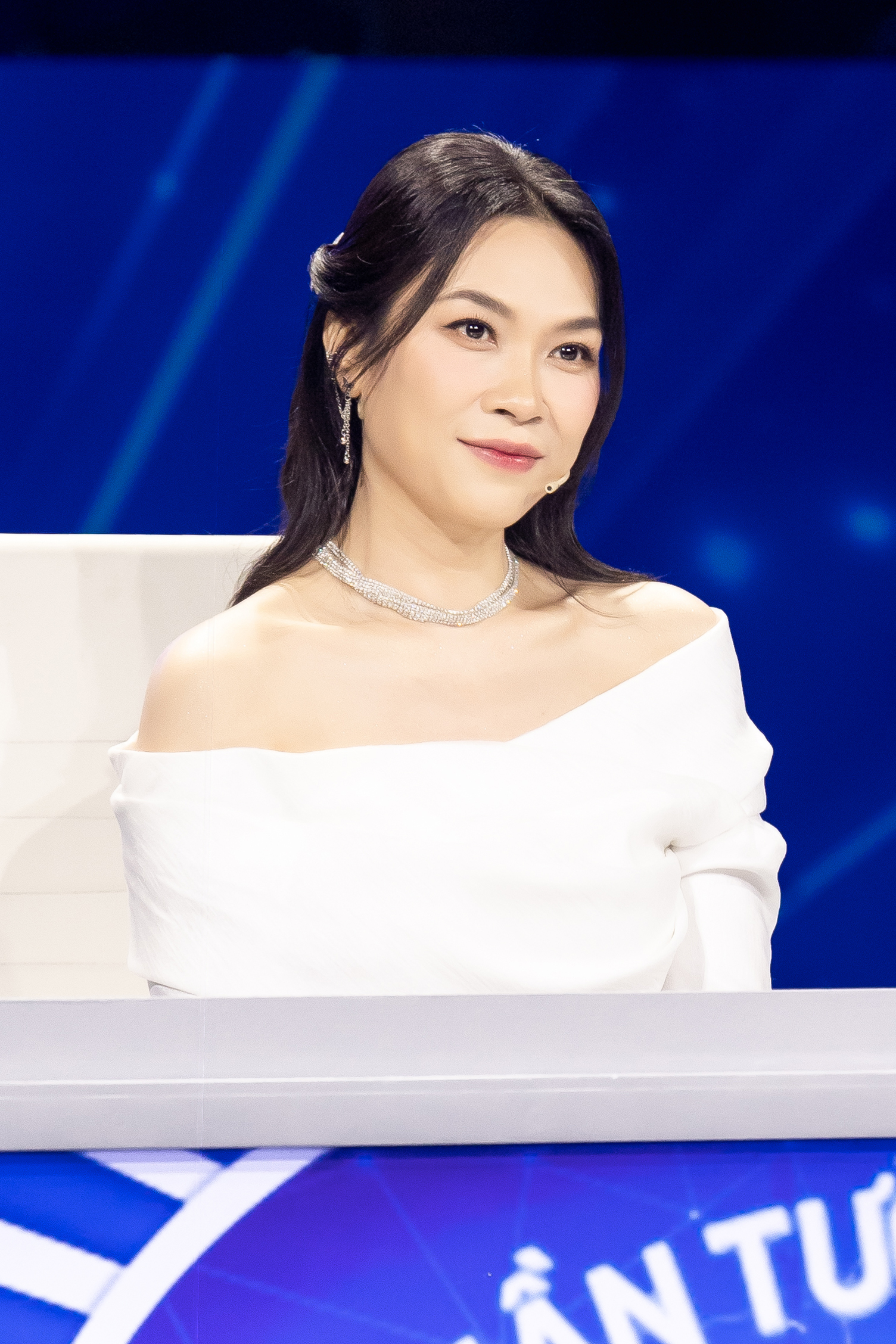 "Vietnam Idol 2023": Mỹ Tâm thị phạm hit Ưng Hoàng Phúc khiến fan phát sốt