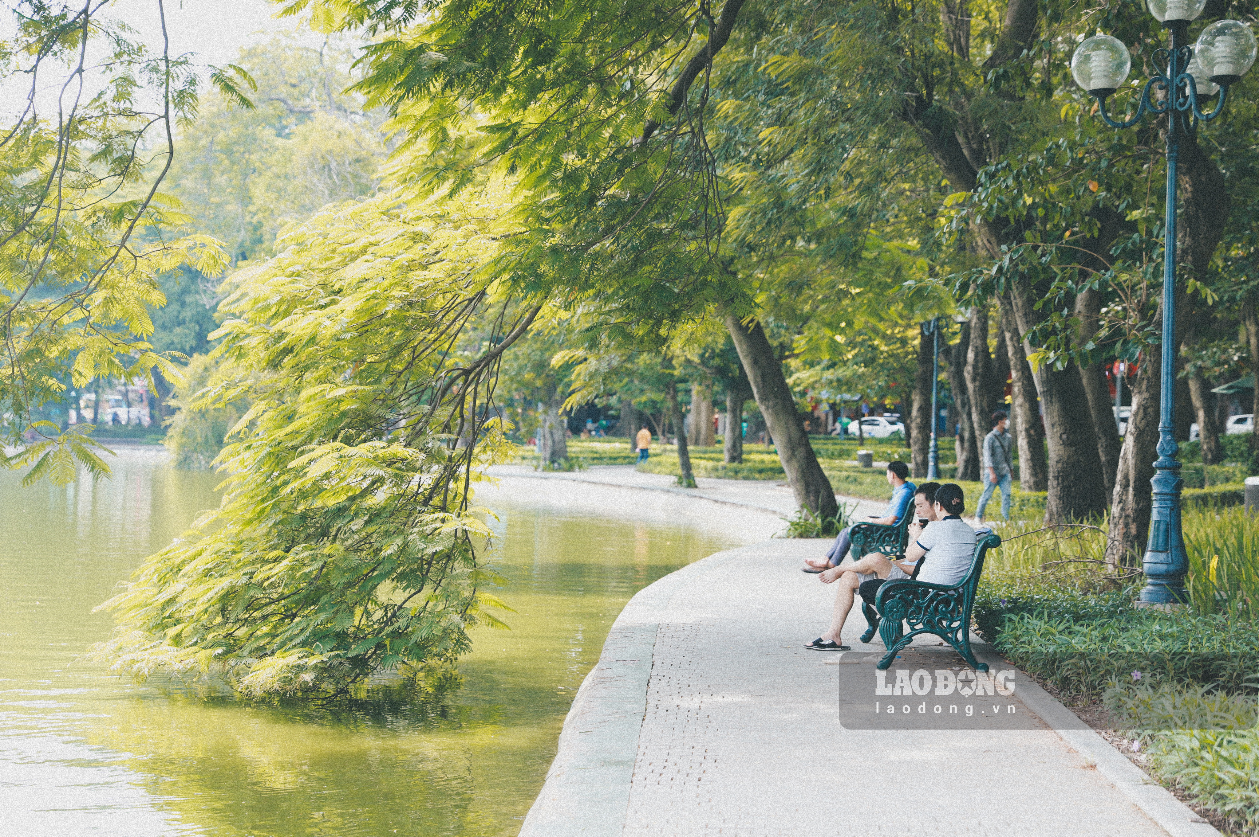 Đẹp đến nao lòng những khoảnh khắc mùa thu Hà Nội Đẹp đến nao lòng những khoảnh khắc mùa thu Hà Nội