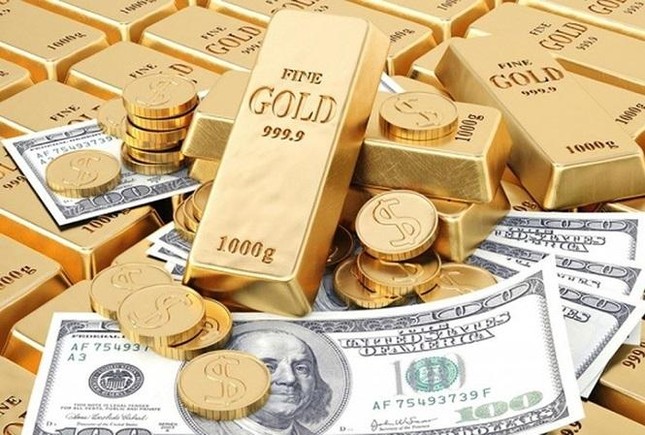 Giá vàng giảm liên tiếp, USD vọt tăng ảnh 1