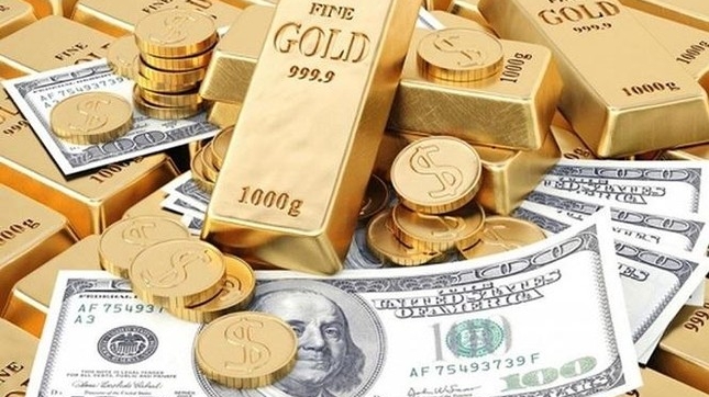 Giá vàng giảm liên tiếp, USD vọt tăng