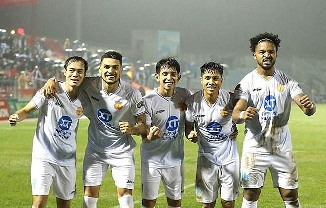 Giá trị đội hình các CLB dự V-League 2024/25: Nhiều bất ngờ