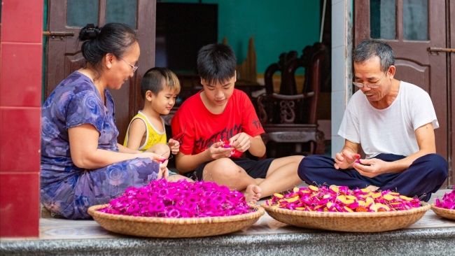 Trống bỏi - Món đồ chơi Trung thu đang đi vào quá vãng...