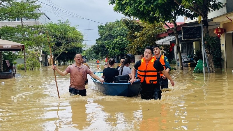 Tái thiết cuộc sống sau bão, lũ