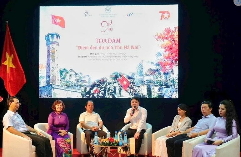 Mùa Thu Hà Nội: "Đặc sản’ ngành du lịch của Thủ đô