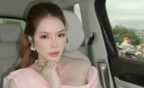 Ly Nha Ky buc xuc to mot ca si co thoi &ldquo;nhieu chuyen&rdquo;