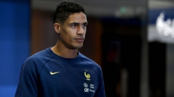 CHÍNH THỨC: Trung vệ Raphael Varane quyết định giải nghệ