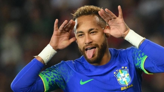 Neymar kiếm hàng trăm tỷ đồng dù cả năm không thi đấu