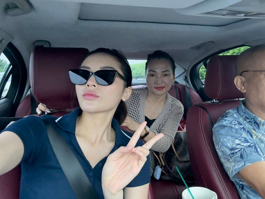 Hoa hậu Kỳ Duyên về quê nhà nghỉ lễ 2/9