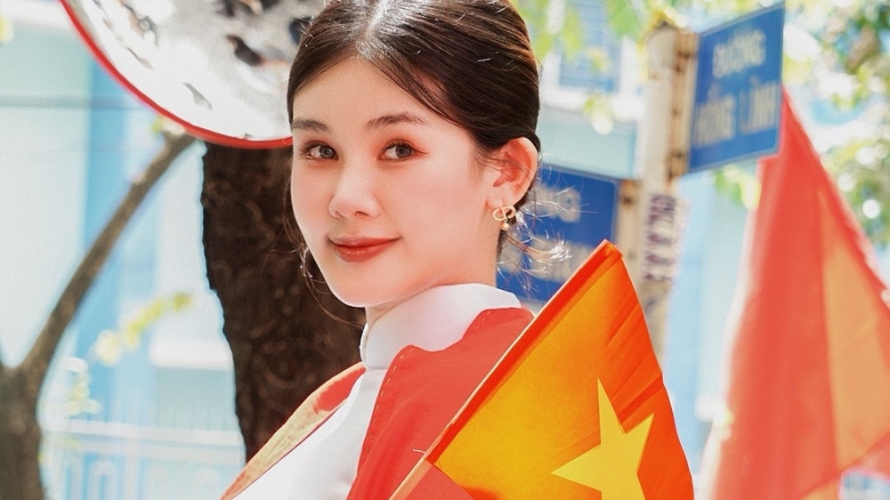 Hoa hậu Ngân Anh hào hứng hướng về đại lễ 2/9