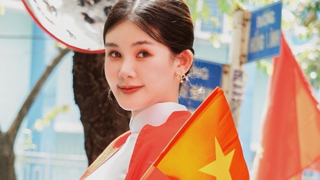 Hoa hậu Ngân Anh hào hứng hướng về đại lễ 2/9