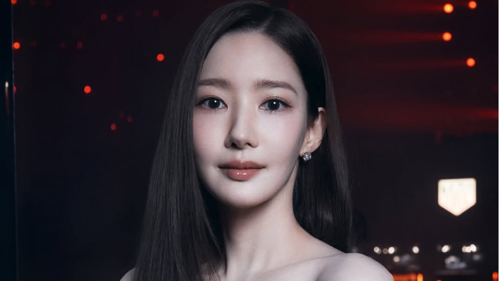 Nhan sắc 'đóng băng' của Park Min Young, diện mạo làm say lòng người