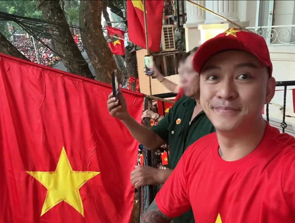 Sao Việt thức trắng đêm xem diễu binh, diễu hành 2/9