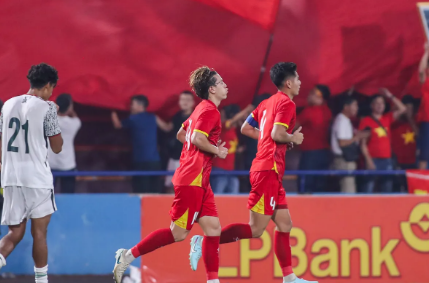 AFC khen tiền vệ Việt kiều U23 Việt Nam