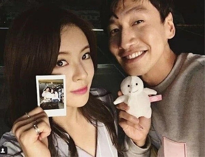 Lee Kwang Soo đóng cặp cùng Hoàng Hà, ngoài đời có bạn gái xinh đẹp
