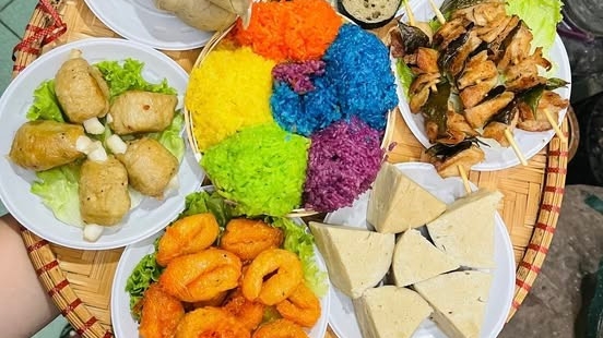 Sôi động thị trường đồ cúng Rằm tháng 7