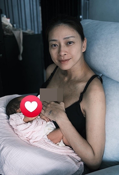 Ngô Thanh Vân mừng đầy tháng con gái đầu lòng
