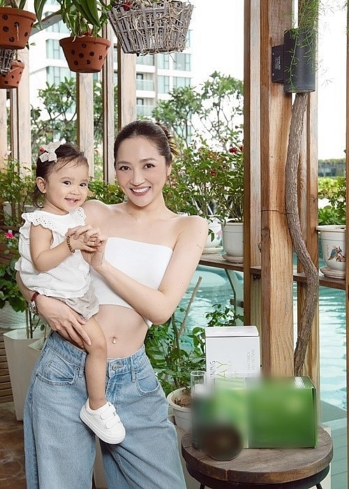 Cuộc sống sang chảnh của Bảo Anh - Phạm Quỳnh Anh