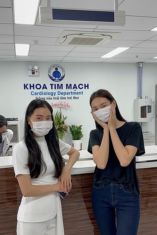 Hình ảnh thân thiết một thời của CEO Phạm Kim Dung và Thùy Tiên