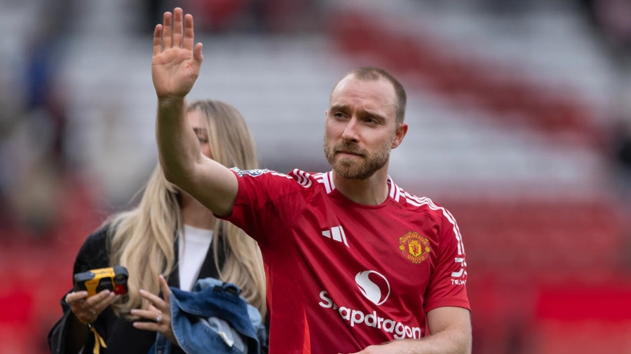 Lão tướng Eriksen trở lại sân cỏ