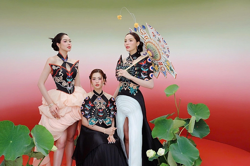 Thanh Thủy kiêu sa, sánh vai cùng Tiểu Vy trong bộ ảnh mang ý nghĩa đặc biệt