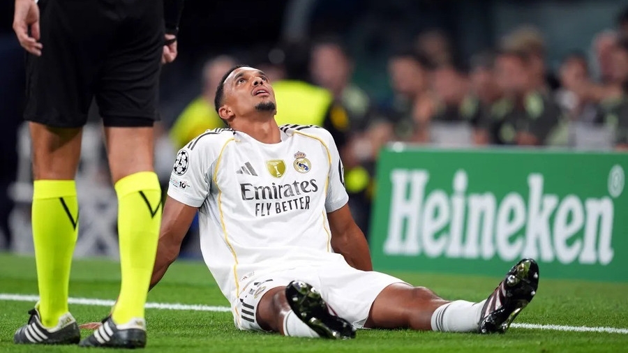 Real Madrid trả giá đắt cho chiến thắng ở Champions League
