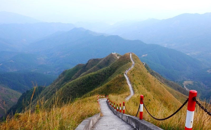 Du lịch Quảng Ninh mùa thu có gì hấp dẫn khiến du khách mê mẩn?