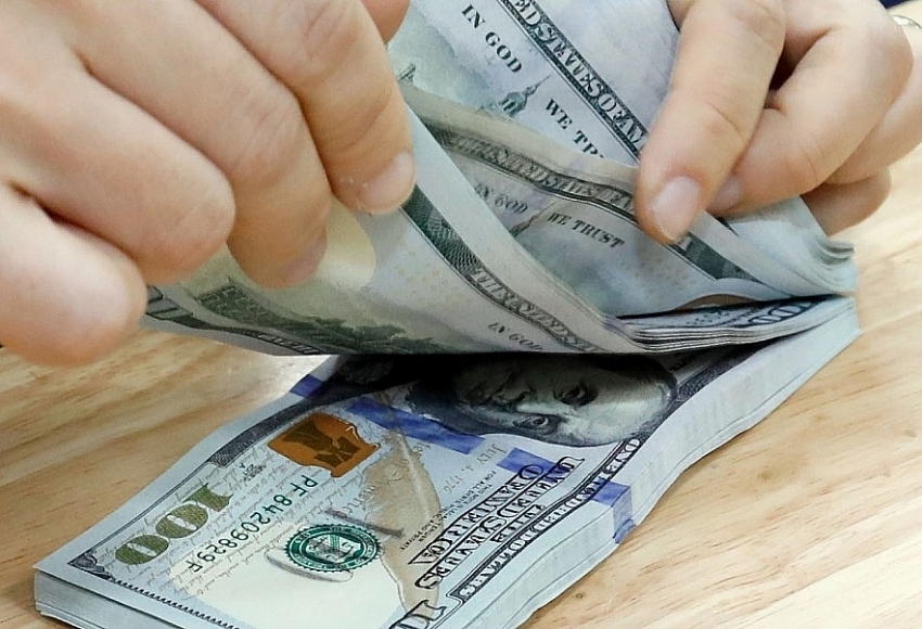 Kinh tế Việt Nam hưởng lợi thế nào từ quyết định hạ lãi suất của FED?