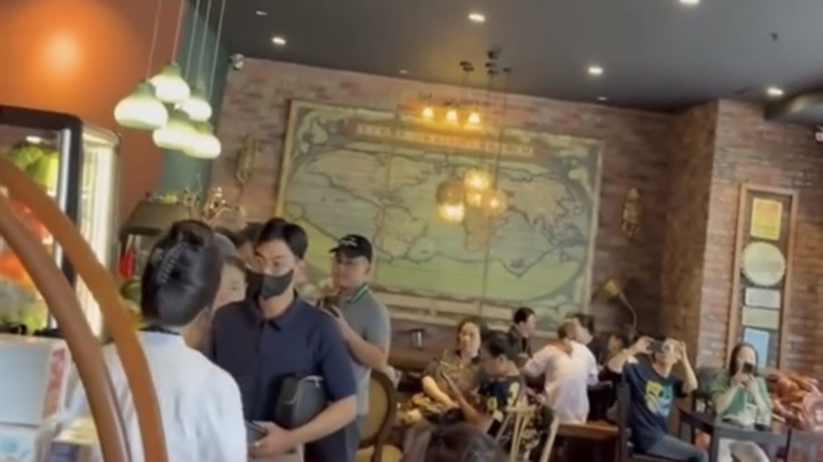 Hãy sống, hành xử văn minh cho dù bạn là ai!