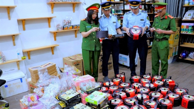 Phát hiện gần 4.200 chiếc bánh trung thu không rõ nguồn gốc xuất xứ