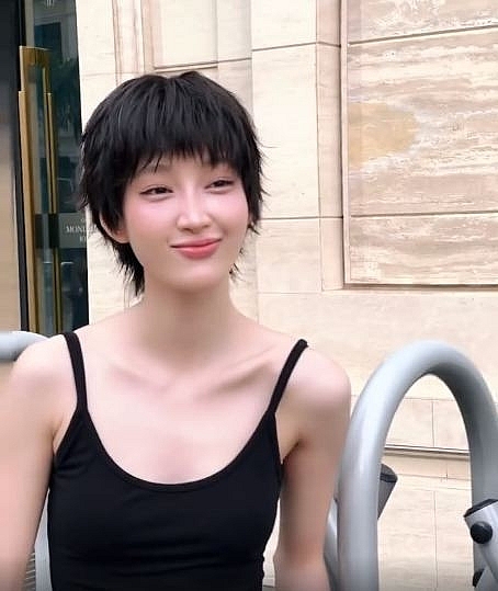 Em xinh Juky San giao diện ‘xinh gái tinh quái’ vừa ngọt ngào vừa cá tính