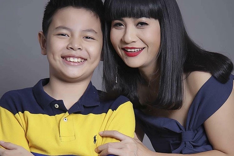 Con trai Thái Hòa - Cát Phượng gây chú ý khi đóng phim Tử chiến trên không