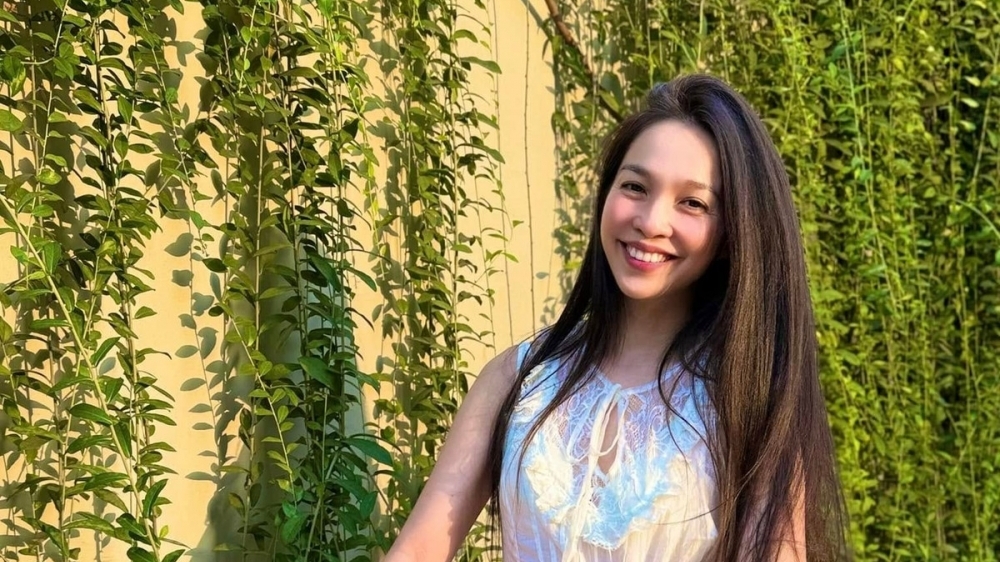 Hiền Thục mỹ nhân không tuổi Vbiz U45 vẫn trẻ trung khó tin