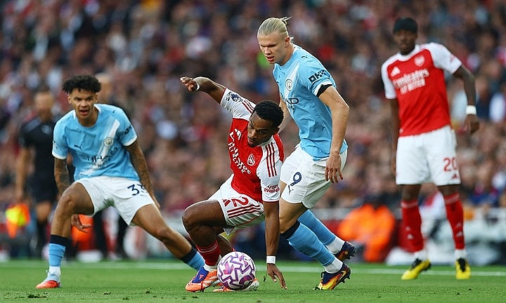 Haaland san bằng kỷ lục của cựu sao Man United