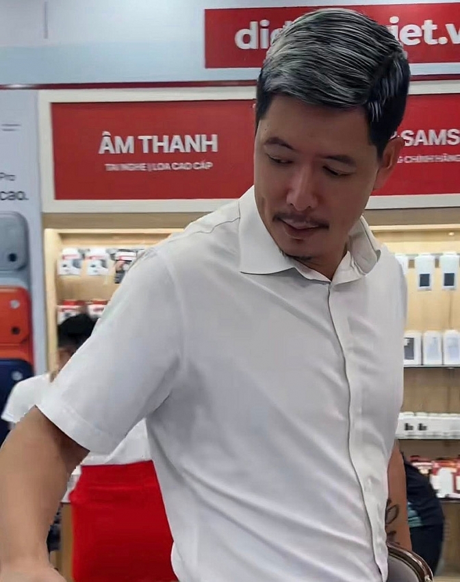 Từng là nam thần vạn người mê, Bình Minh gây tiếc nuối với diện mạo ở tuổi U50