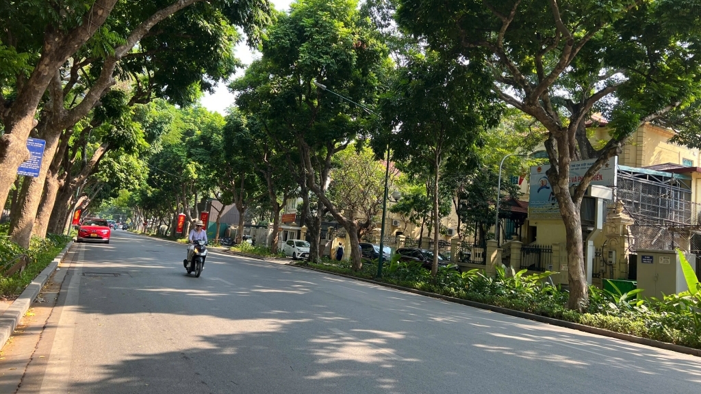 Dự báo thời tiết đêm nay và ngày mai 23/9: Hà Nội và các khu vực trên cả nước