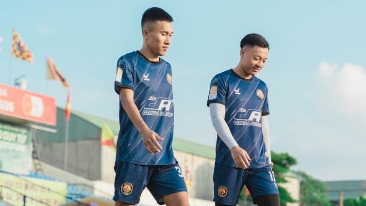 Doãn Ngọc Tân trở lại sân cỏ
