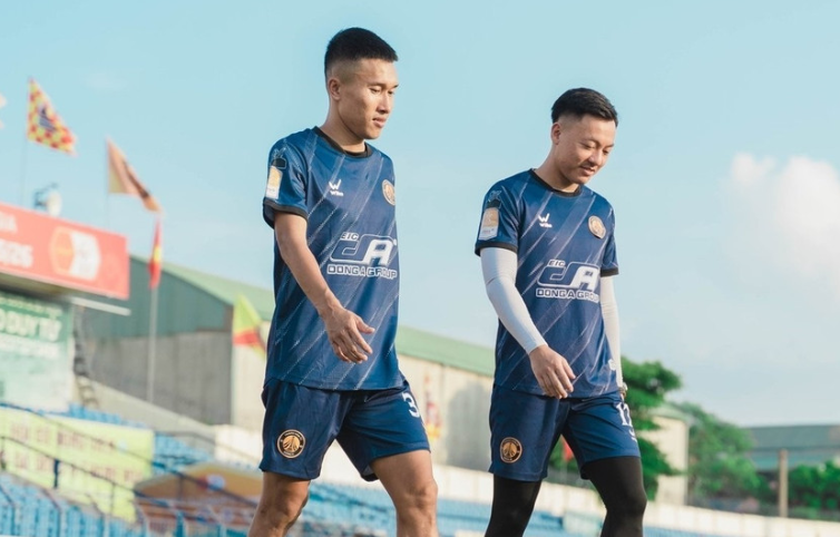 Doãn Ngọc Tân trở lại sân cỏ