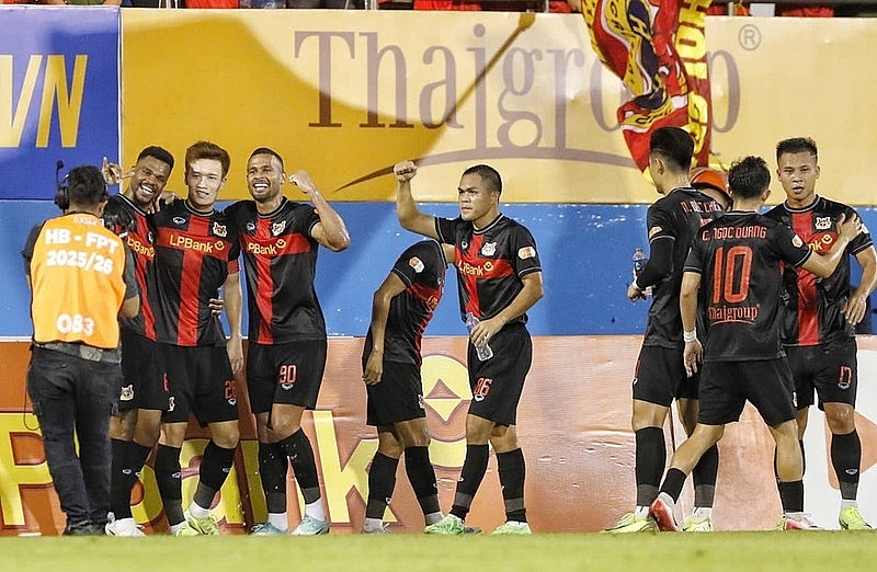 'Đại gia' V-League lập kỷ lục châu Á