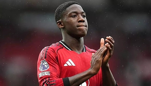Khó khăn bủa vây Man United