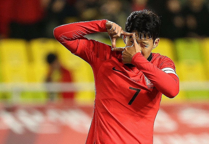 Thành tích chói sáng của Son Heung-min sau 2 thập kỷ chơi bóng
