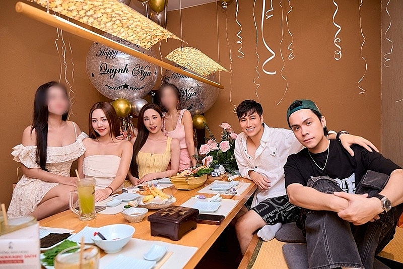 Mối quan hệ gây chú ý giữa Quỳnh Nga - Việt Anh