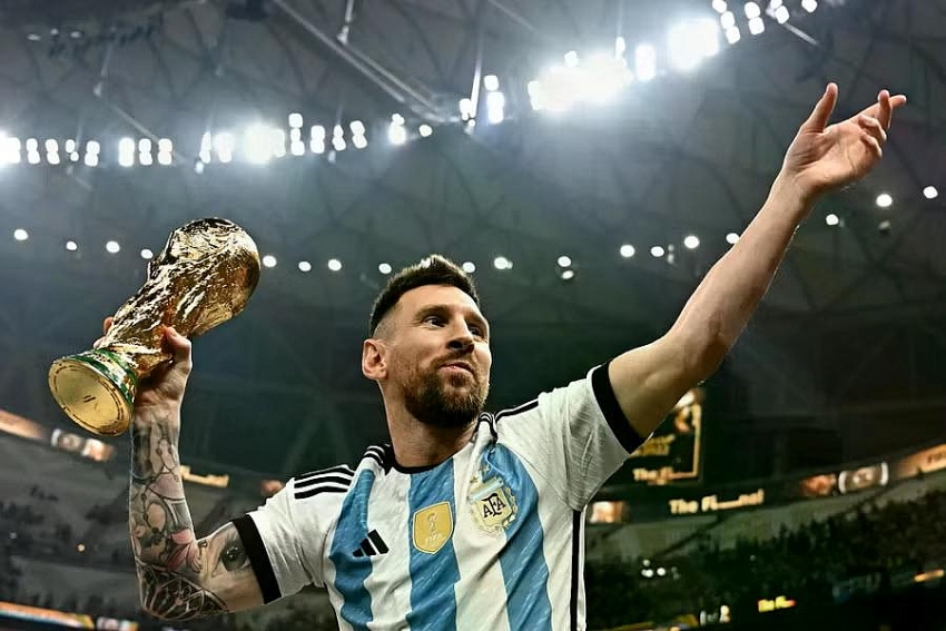 Messi chia tay tuyển Argentina
