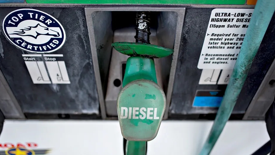 Giá dầu diesel của Mỹ lập kỷ lục